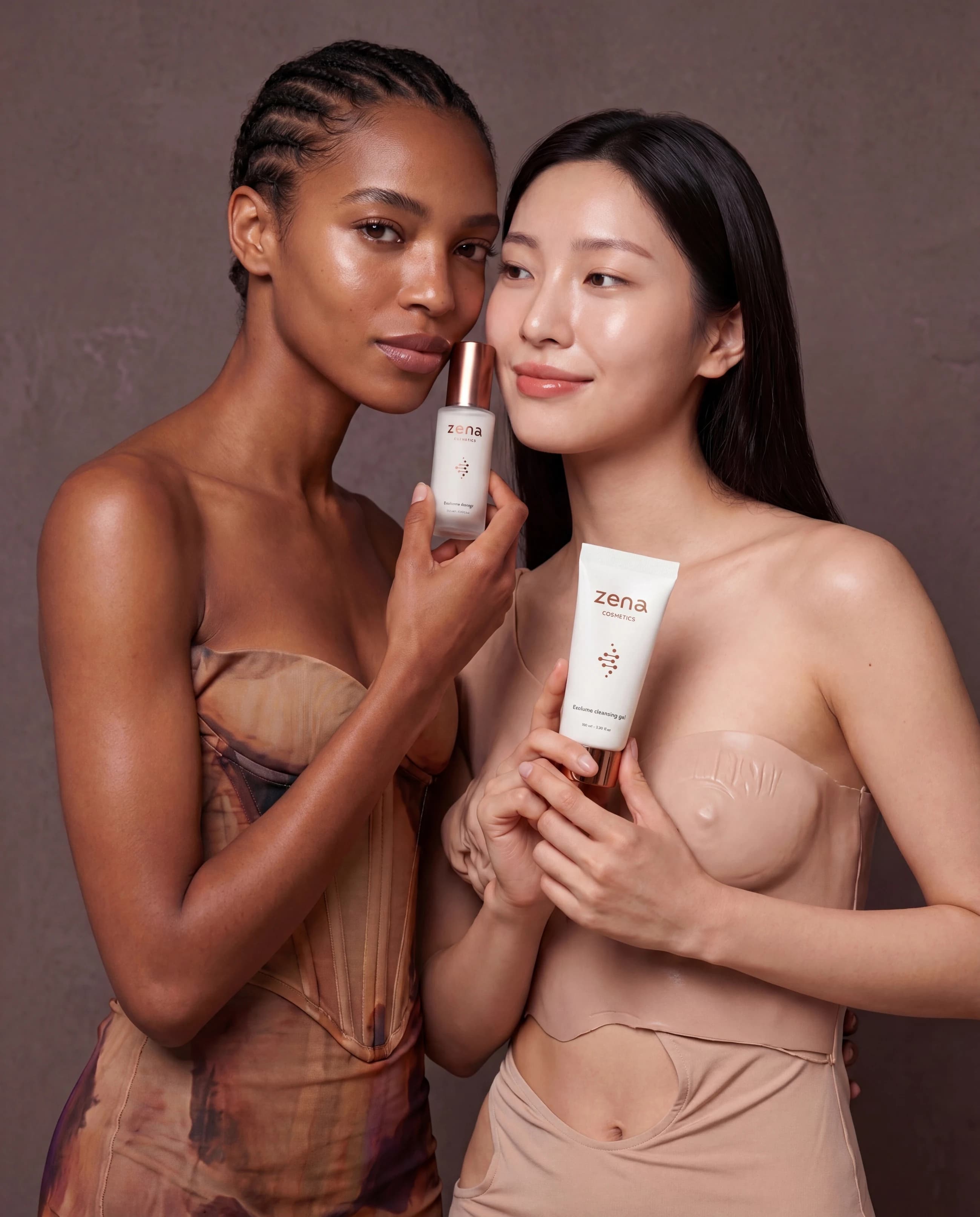 ZENA Exolume Produktlinie mit Models